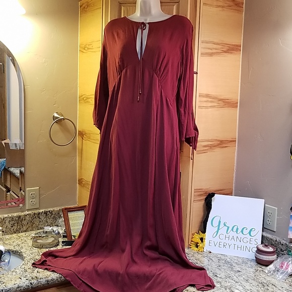 Free People Dresses & Skirts - Free people maroon maxi cold shoulder M fit L NWT